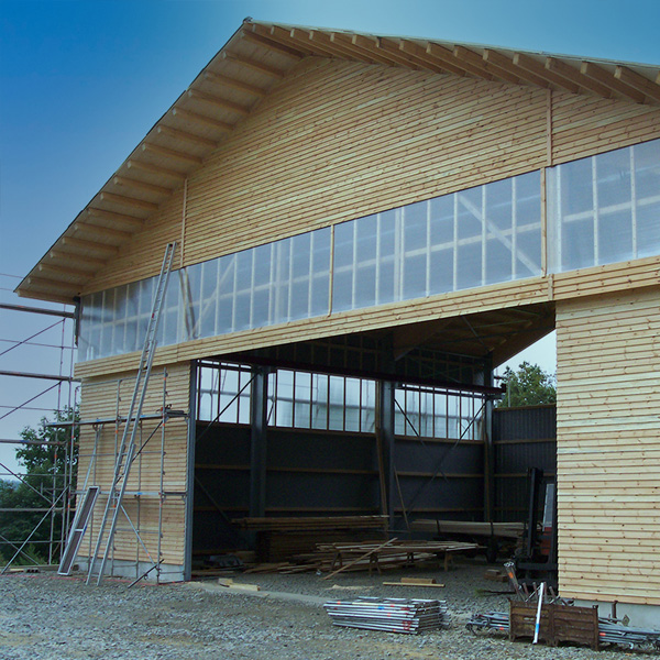Landwirtschaftliche Hallen und Ställe der Zimmerei Ring