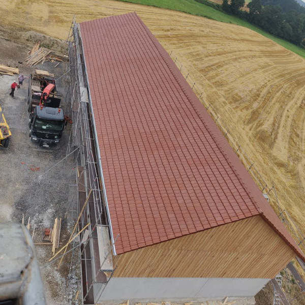 Landwirtschaftliche Hallen und Ställe der Zimmerei Ring